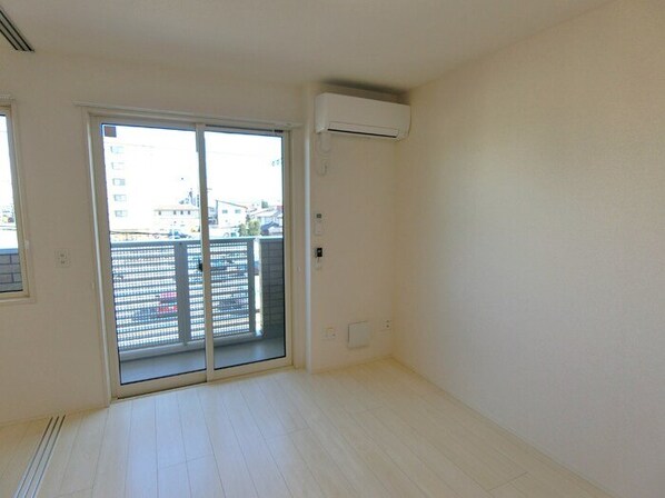 ボヌール SAの物件内観写真